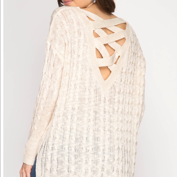 Lattice back cable knit gray sweater - Picture 6 of 7